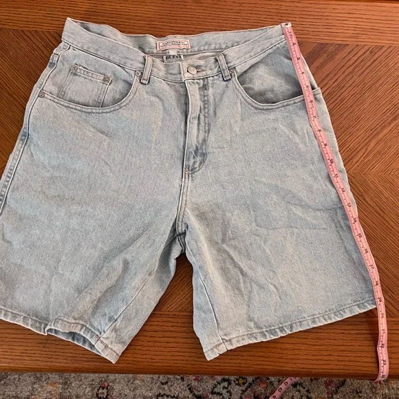 VINTAGE GUESS HIGH WAISTED DENIM SHORTS - Picture 8 of 8